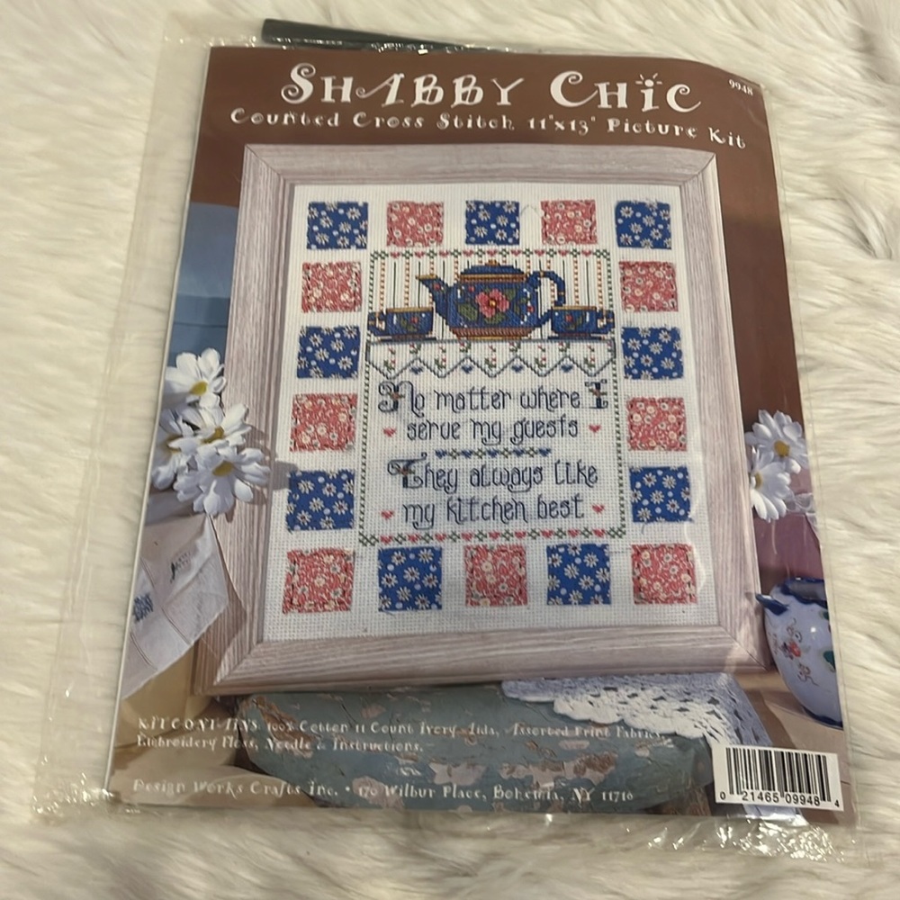 Vintage Shabby Chic Counted Cross Stitch Picture Kit # 9948 New